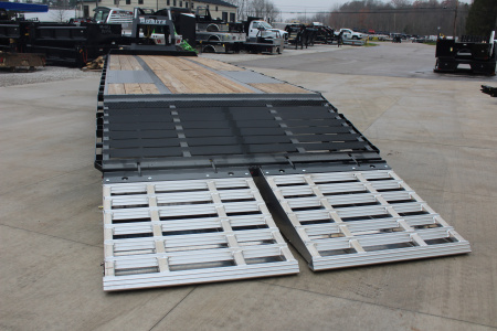 New 2025 Moritz FDGH DT 30' + 5' GOOSENECK Deckover Flatbed Trailer- Full Width Aluminum Ramps- 25900# GVW