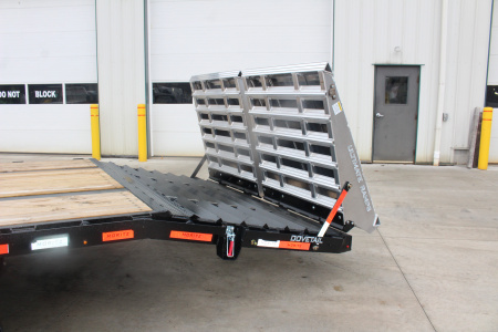 New 2025 Moritz FDGH DT 30' + 5' GOOSENECK Deckover Flatbed Trailer- Full Width Aluminum Ramps- 25900# GVW