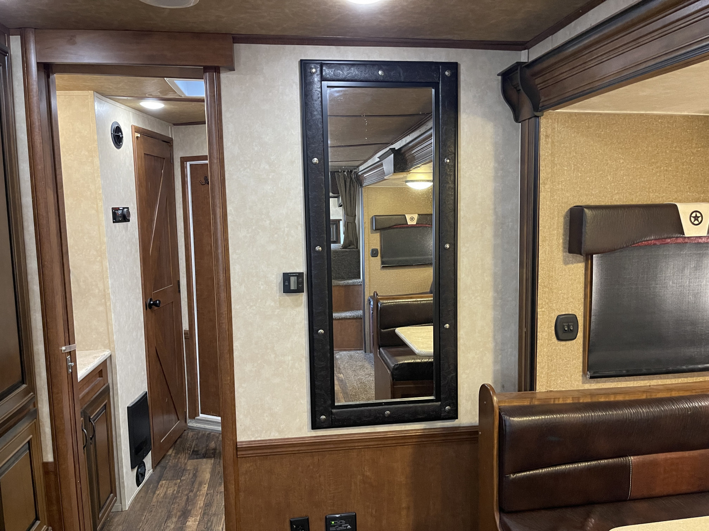 Used 2019 Bison Trailers 8318 W/ SLIDE Horse Trailer