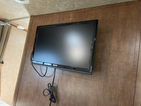 Used 2019 Bison Trailers 8318 W/ SLIDE Horse Trailer