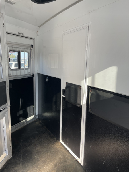 Used 2019 Bison Trailers 8318 W/ SLIDE Horse Trailer