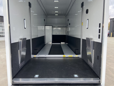 New 2026 United Stacker Trailer 32'