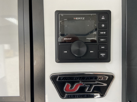 New 2026 United Stacker Trailer 32'