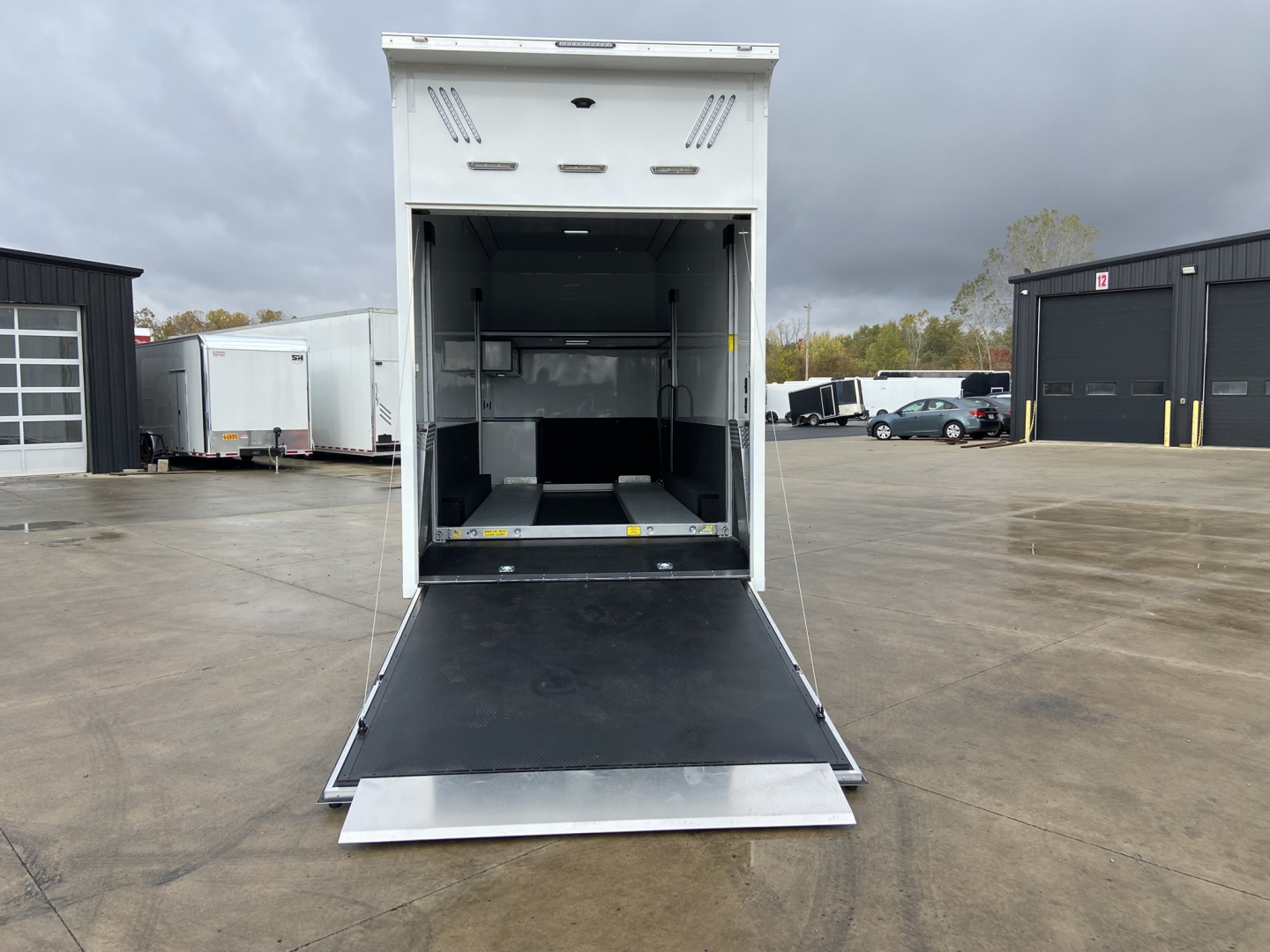 New 2026 United Stacker Trailer 26'