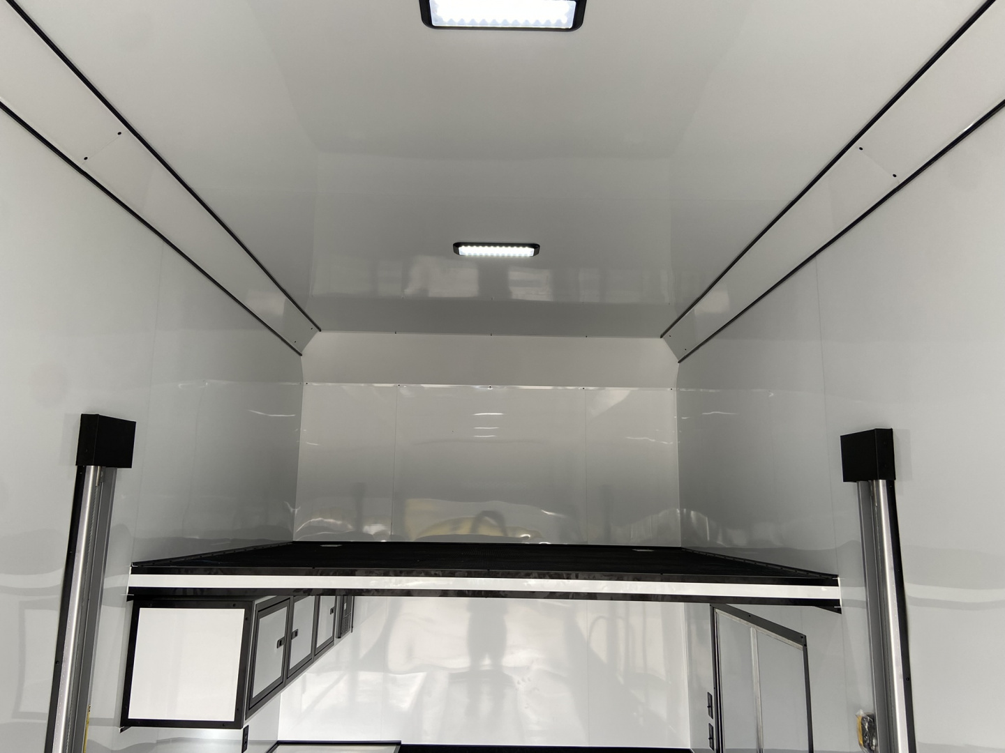 New 2026 United Stacker Trailer 26'