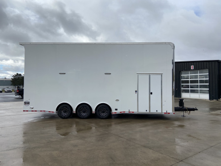 New 2026 United Stacker Trailer 26'