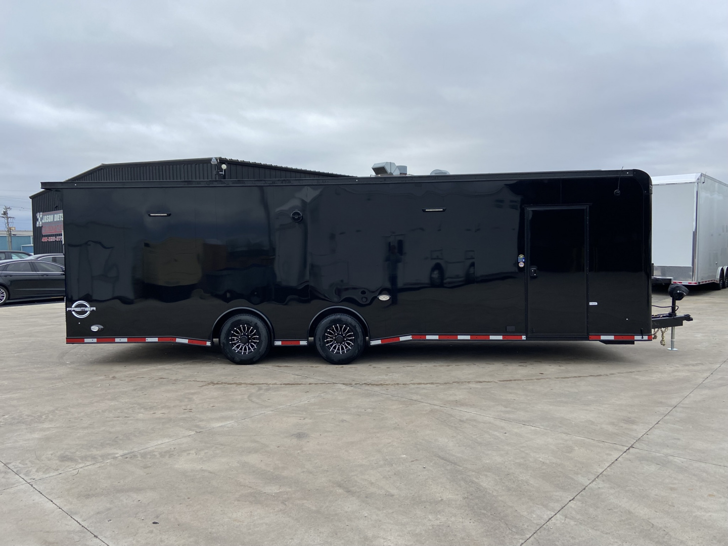 New 2026 United Racing Trailer Premium 28'