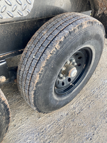 Used USED 2024 LOAD TRAIL 83" X 16' TANDEM AXLE GOOSENECK LOW-PRO DUMP