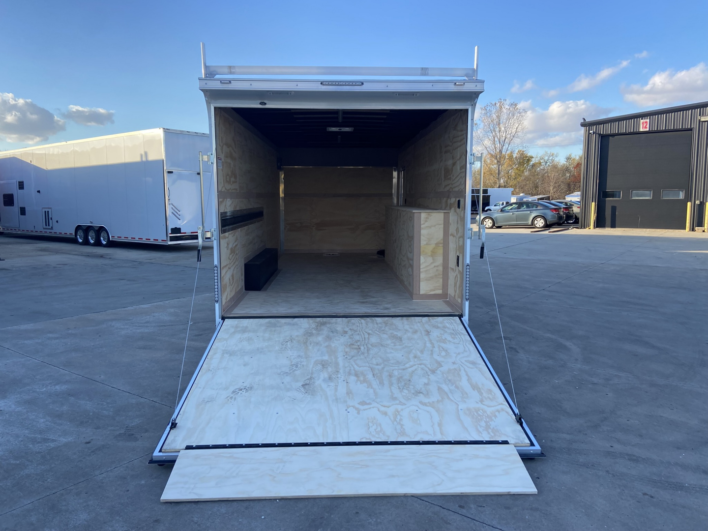 New 2026 United Cargo / Enclosed Trailer 20'
