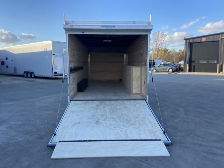 New 2026 United Cargo / Enclosed Trailer 20'