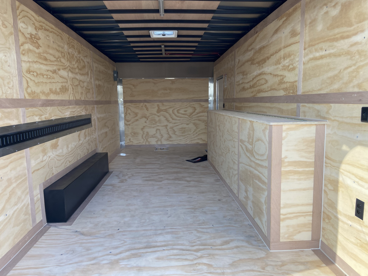 New 2026 United Trailers Tool Crib 20'