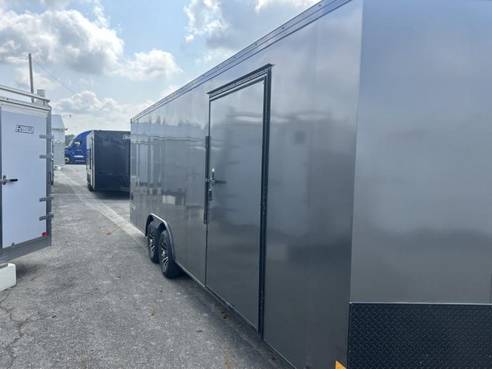 New 2024 Haulmark 24 FT HEAT ENCLOSED RACE CAR HAULER 7 FT INTERIOR HEIGHT