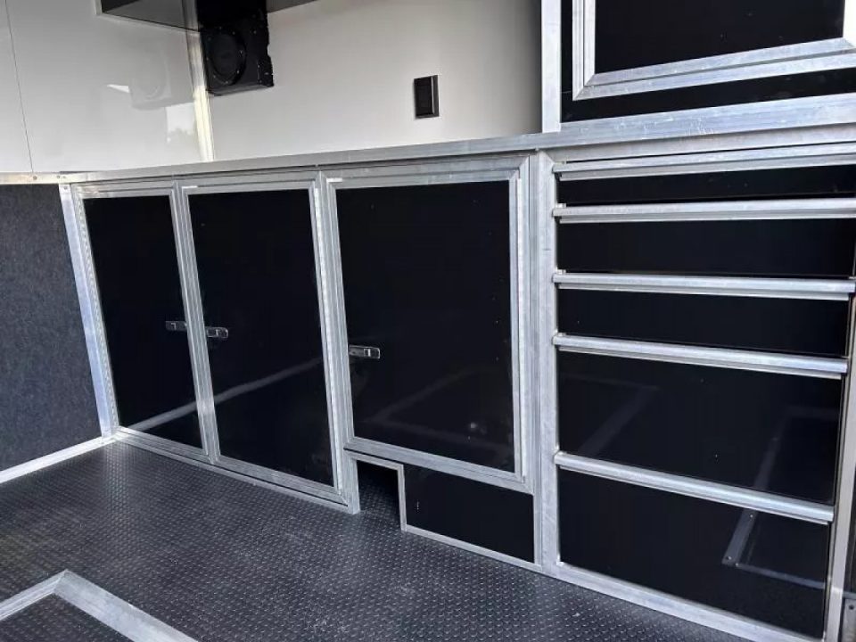 New 2026 Haulmark 24 FT EDGE ENCLOSED RACE TRAILER WITH BLACK OUT PACKAGE 7 FT 4 IN INTERIOR HEIGHT