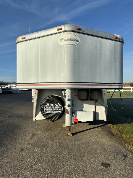 Used 2000 Sundowner 3H LQ Horse Trailer