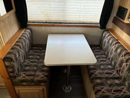 Used 2000 Sundowner 3H LQ Horse Trailer