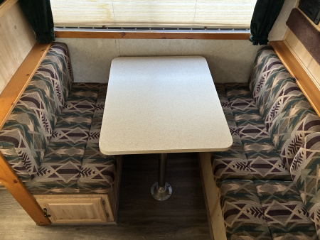 Used 2000 Sundowner 3H LQ Horse Trailer