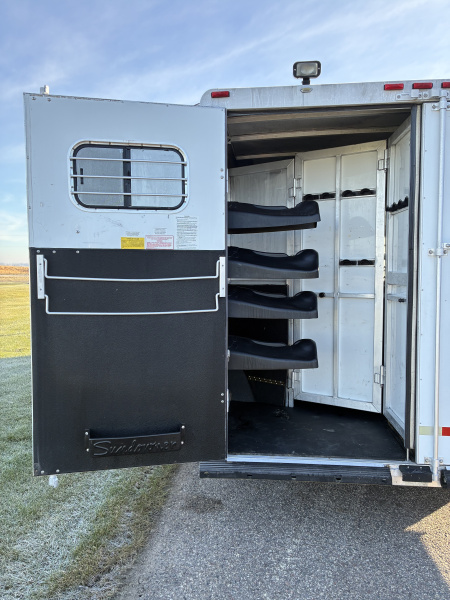Used 2000 Sundowner 3H LQ Horse Trailer