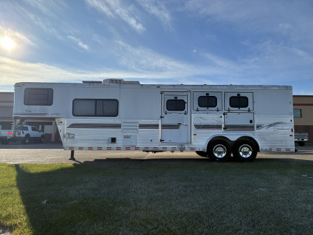 Used 2000 Sundowner 3H LQ Horse Trailer