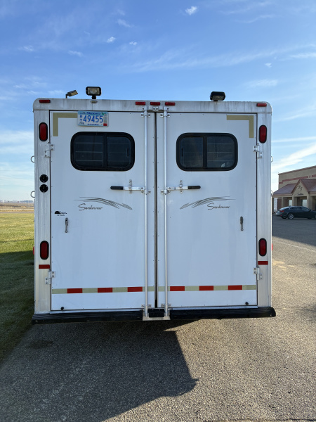 Used 2000 Sundowner 3H LQ Horse Trailer