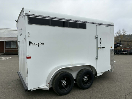 New 2 HORSE SLANT 2026 INSTANT REBATE Thuro-Bilt Wrangler 2H TRAILER