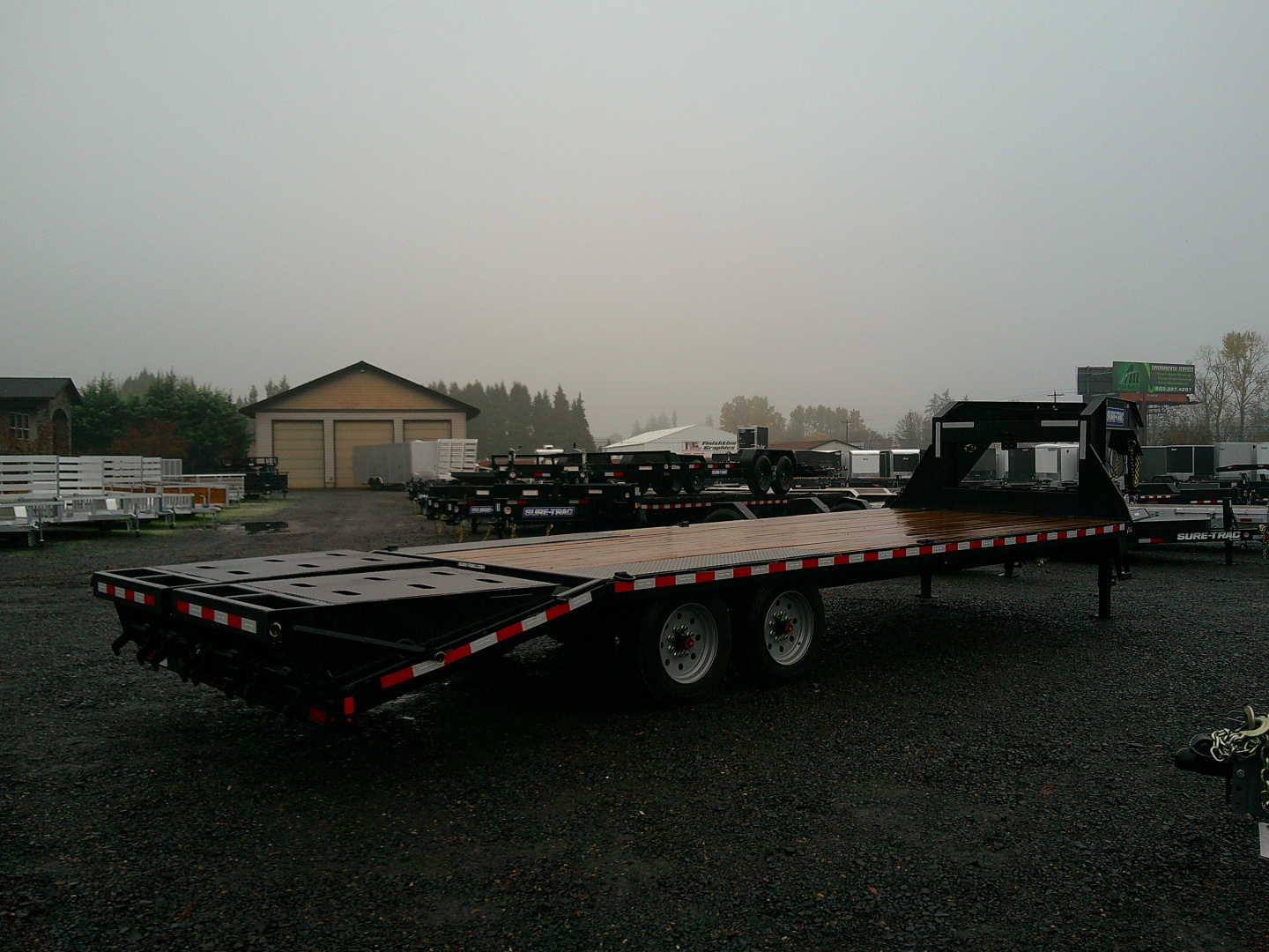 New 2026 Sure-Trac 8.5X25 17.6K Gooseneck Deck Over