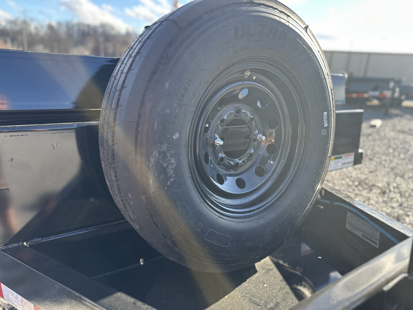 New Big Tex Trailers Big Tex 14FT-83x16 w/ 14PLY Tilt Trailer