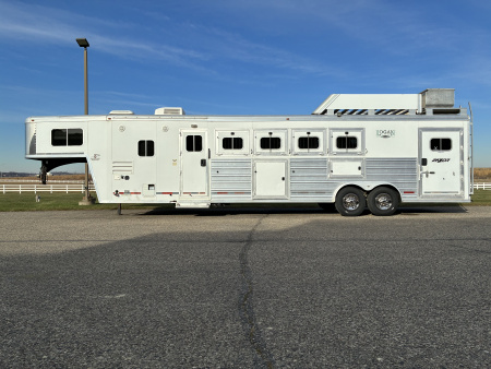 Used 2013 Logan Coach 4H LQ Horse Trailer