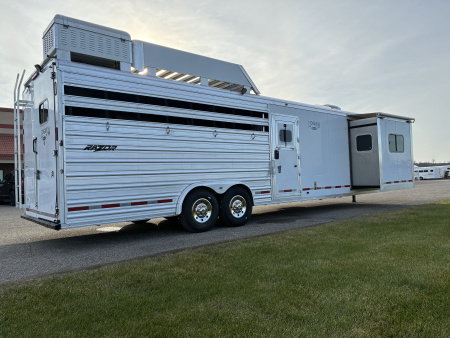 Used 2013 Logan Coach 4H LQ Horse Trailer
