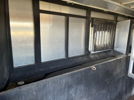 Used 2013 Logan Coach 4H LQ Horse Trailer