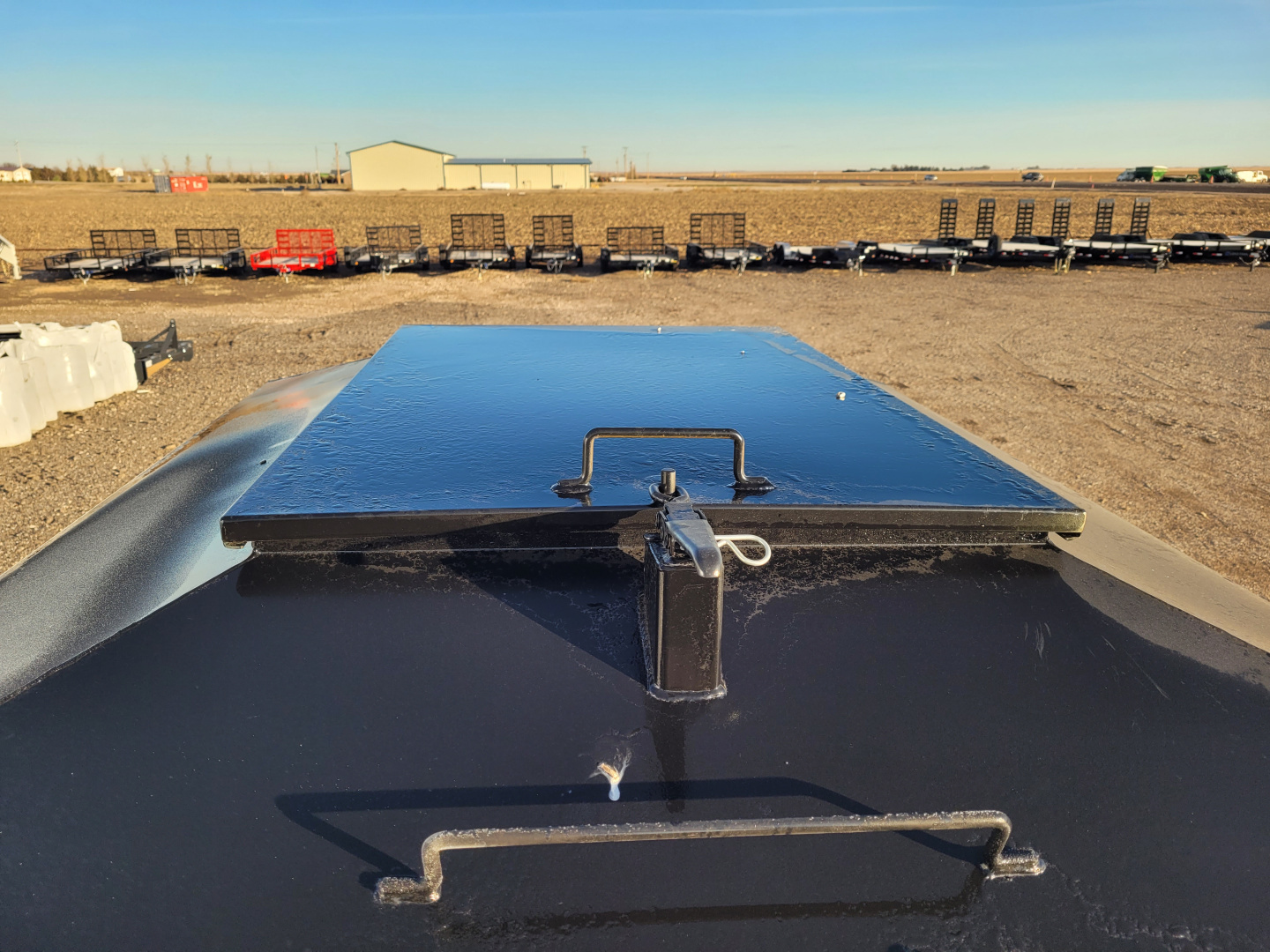 New 2026 DY-Klass 5000 LB Mobile Grain Bin