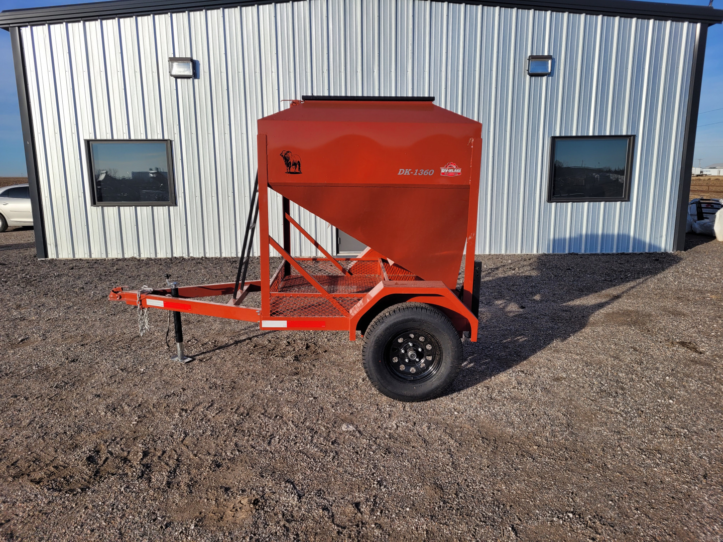 New 2026 DY-Klass 3000 LB Mobile Grain Bin