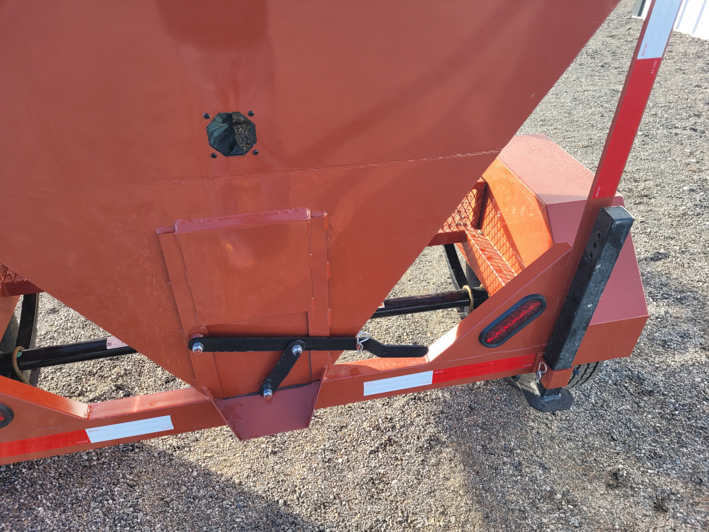 New 2026 DY-Klass 3000 LB Mobile Grain Bin