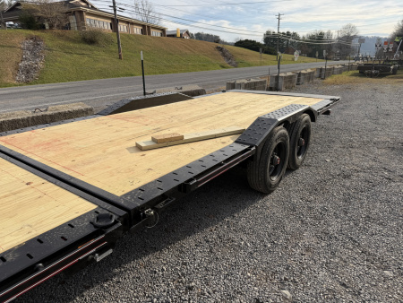 New 2026 Diamond C HDX210 Tilt Trailer 102”X24’ DRIVE OVER FENDER 23K G.V.W.R.