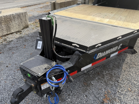 New 2026 Diamond C HDX210 Tilt Trailer 102”X24’ DRIVE OVER FENDER 23K G.V.W.R.