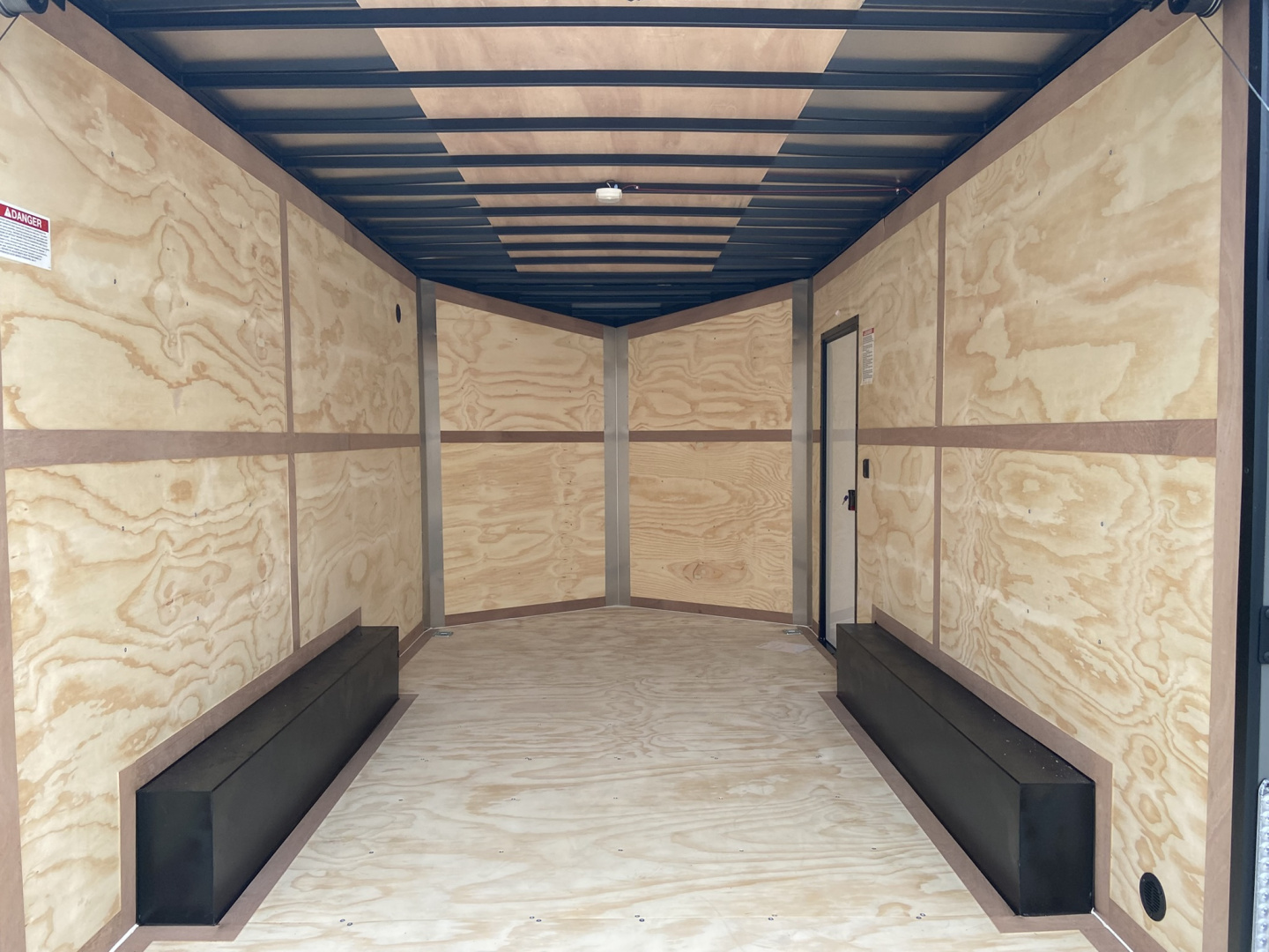 New 2026 United Trailers UJ-8.514TA35 Cargo / Enclosed Trailer