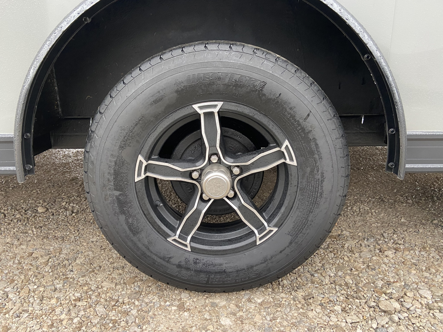 New 2026 United Trailers UJ-8.514TA35 Cargo / Enclosed Trailer