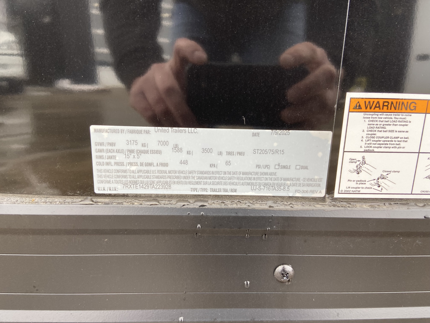 New United UJ 16' V-Nose Enclosed Cargo Trailer