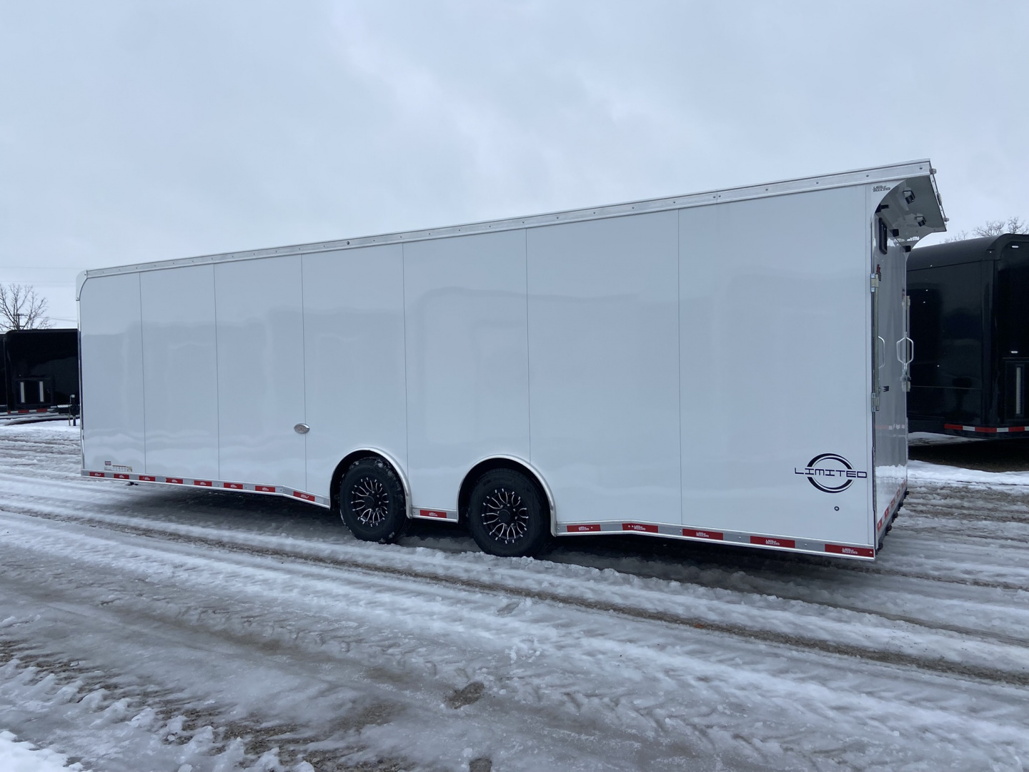 New 2026 United Trailers Limited Racing Trailer 28'