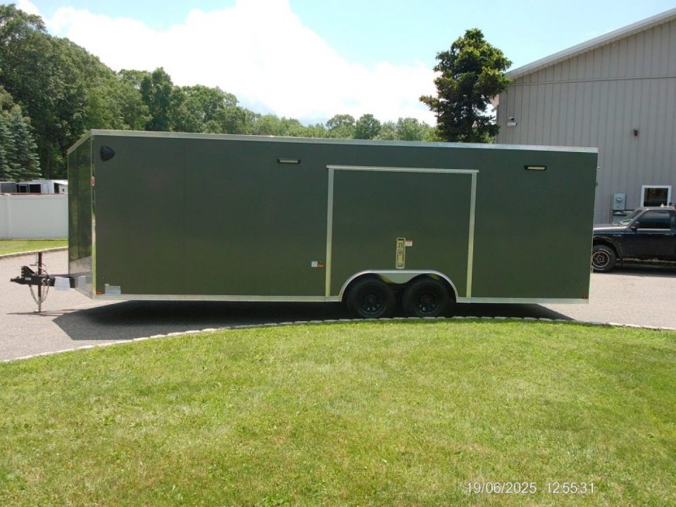 New US-CARGO 8.5X24 Enclosed Car Trailer this is exciting! 2026 BEST PRICE WITH A BIG ESCAPE DOOR with REMOVABLE FENDER! ID#096190
