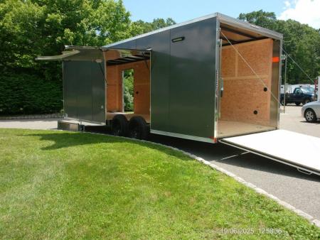 New US-CARGO 8.5X24 Enclosed Car Trailer this is exciting! 2026 BEST PRICE WITH A BIG ESCAPE DOOR with REMOVABLE FENDER! ID#096190