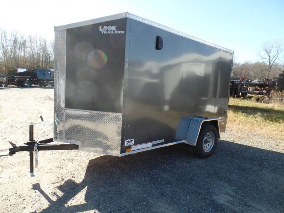 Enclosed Cargo Trailer photo 2
