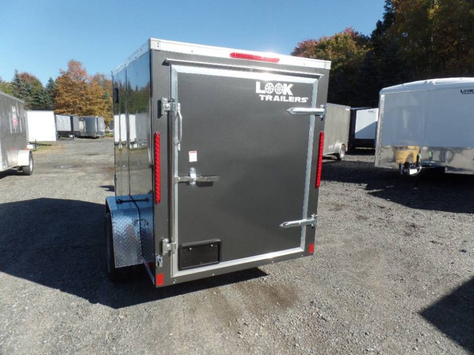 Enclosed Cargo Trailer photo 5