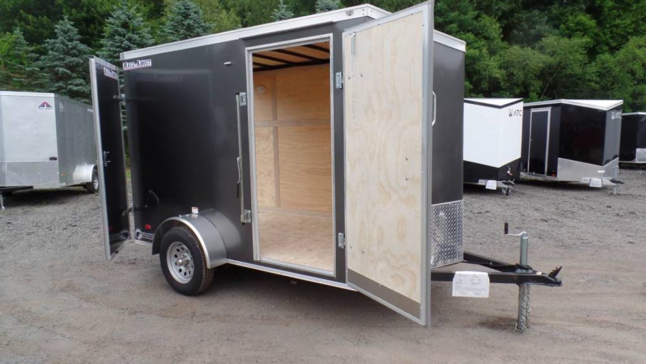 Enclosed Cargo Trailer photo 5
