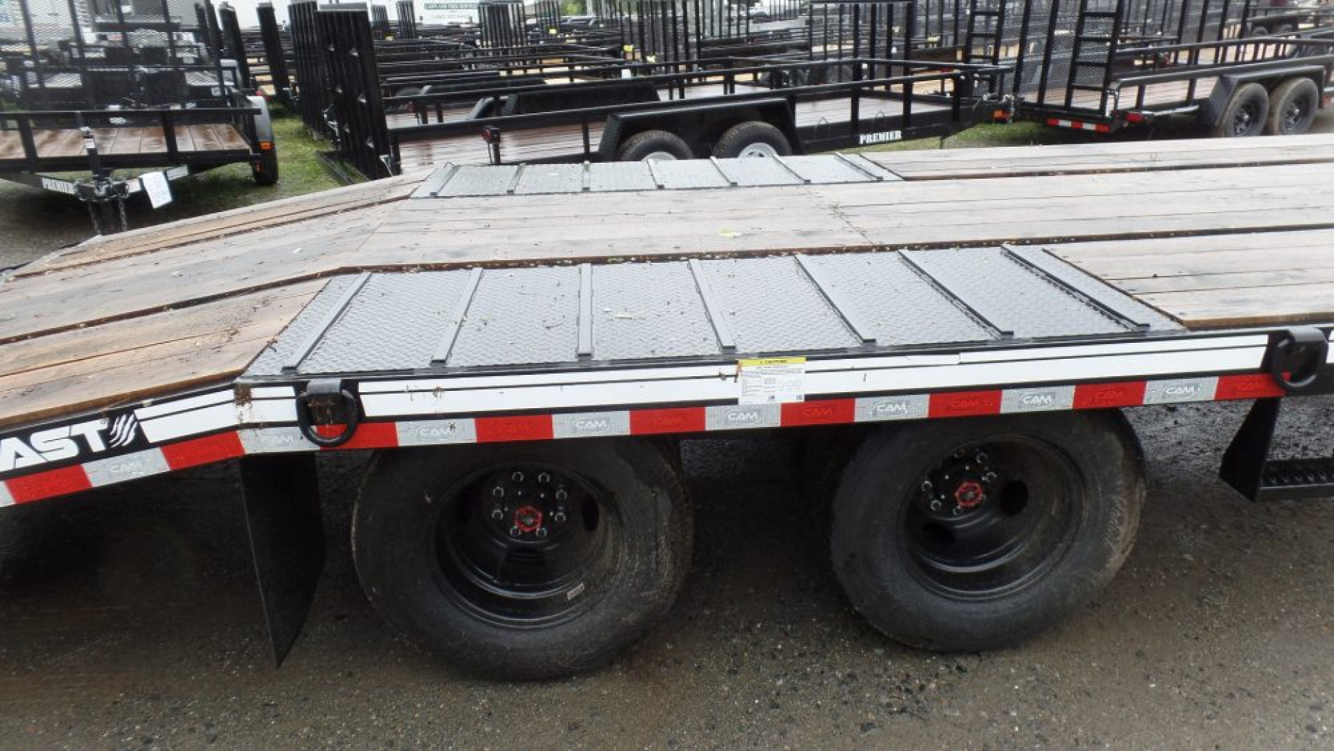 New CAM Superline, 10 Ton Payload Equipment Trailer. / 25,900 lb. GVWR ( No FET) , 20 ft. flat deck plus 5 ft. beavertail, Wood Filled Ramps, Empty Weight 6,450 lbs.  ID#541395