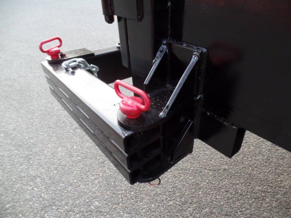 New EXAMPLE / Dump Trailer with Leaf Vacuum and Enclosure for Leaves, and swing away mount 270 degree mount