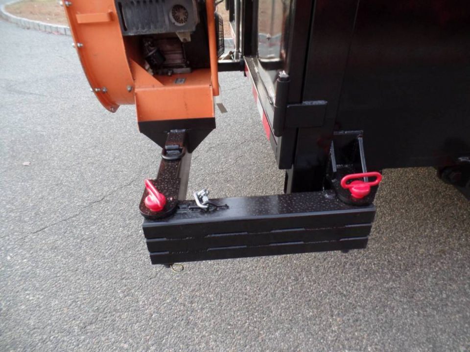 New EXAMPLE / Dump Trailer with Leaf Vacuum and Enclosure for Leaves, and swing away mount 270 degree mount