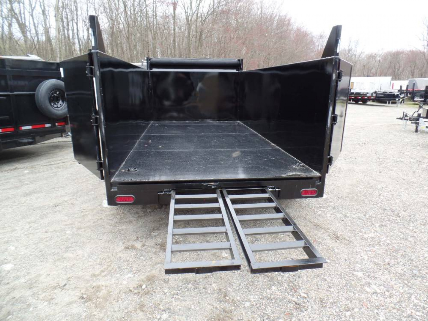 New DUMP TRAILER 7X14X4ft. sides, 14,000 lb. GVWR, 14.5 Yards, with Barn Doors, Ramps, Tarp and Roller, Heavy Duty Framing our ID# 014367