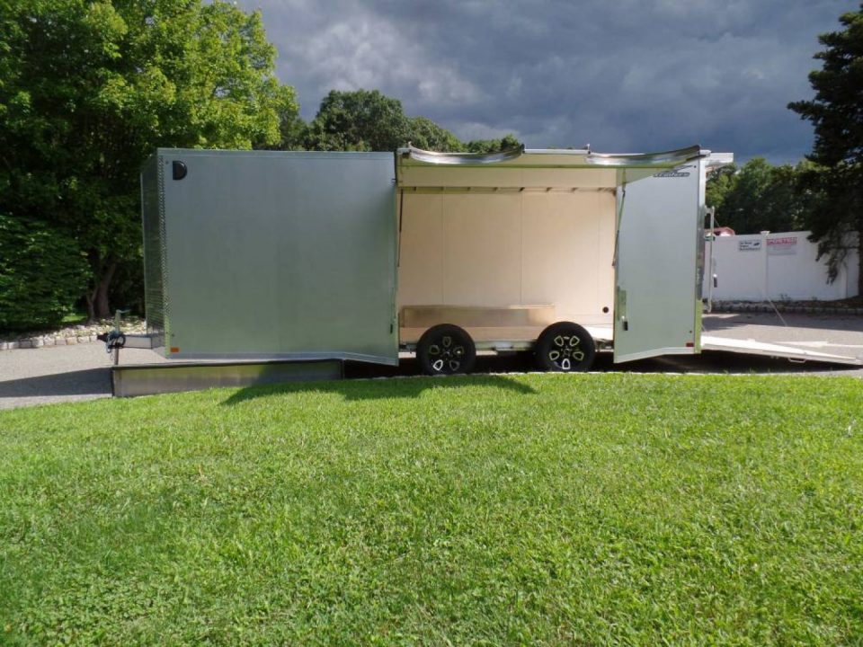 New EXAMPLE / NITRO 8.5X20 V nose, Aluminum Frame, Big Escape Door, Torsion Axles,, ID#007506