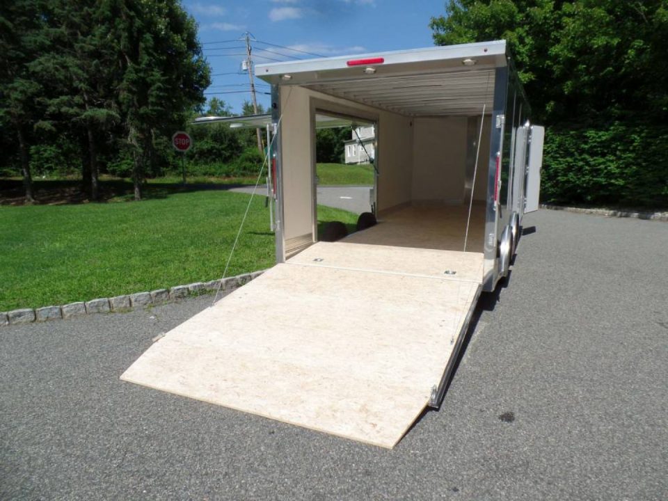 New EXAMPLE / NITRO 8.5X20 V nose, Aluminum Frame, Big Escape Door, Torsion Axles,, ID#007506