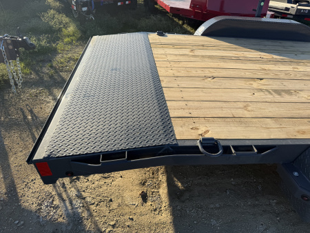 New 2026 Lamar Trailers 83X16 7K Car Hauler